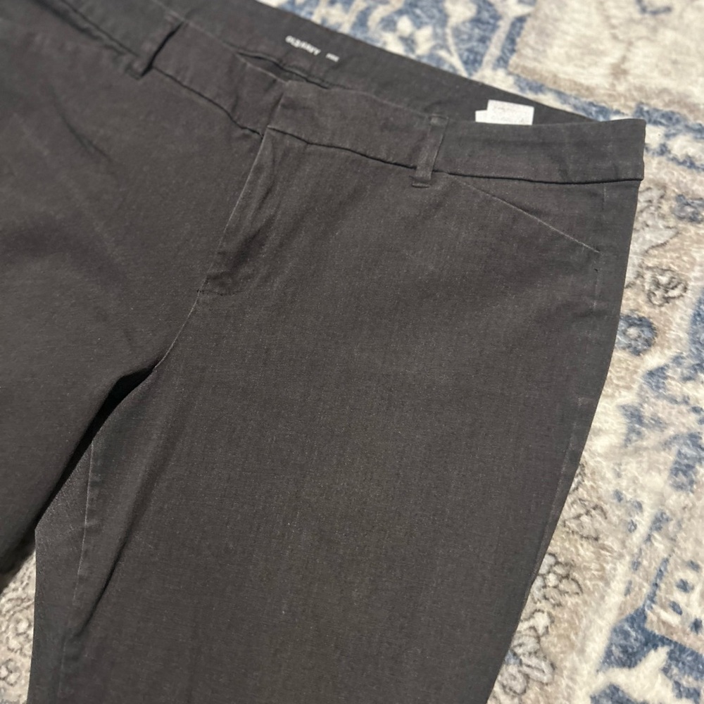 Old Navy Pixie Ankle Pants - Picture 2 of 9